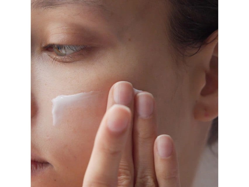 Bioelements Crucial Moisture