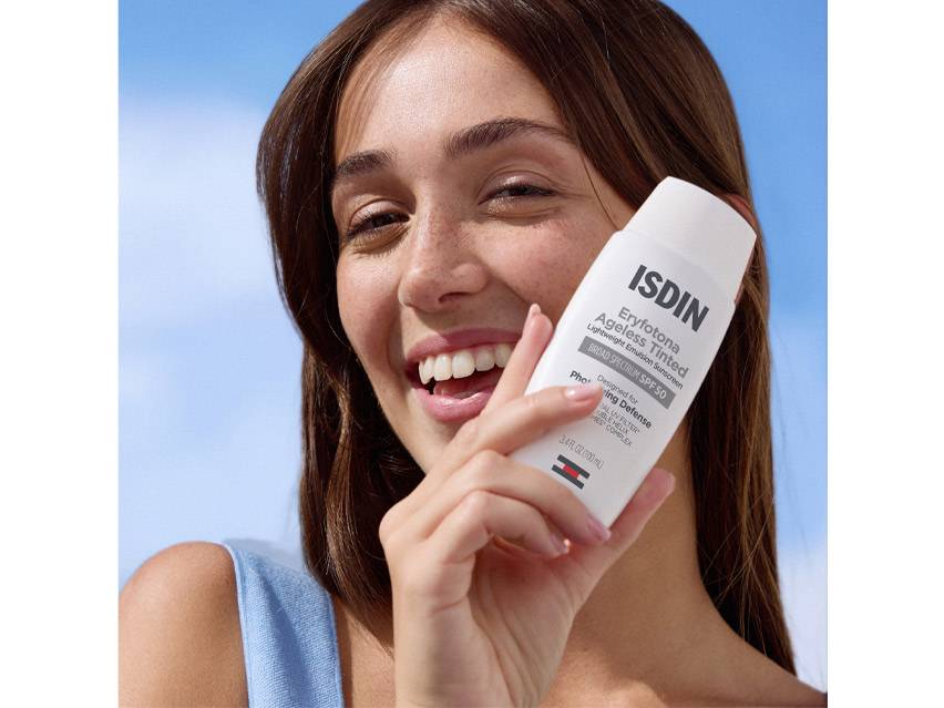 ISDIN Photo Eryfotona Ageless Ultralight Tinted Mineral SPF 50 Sunscreen